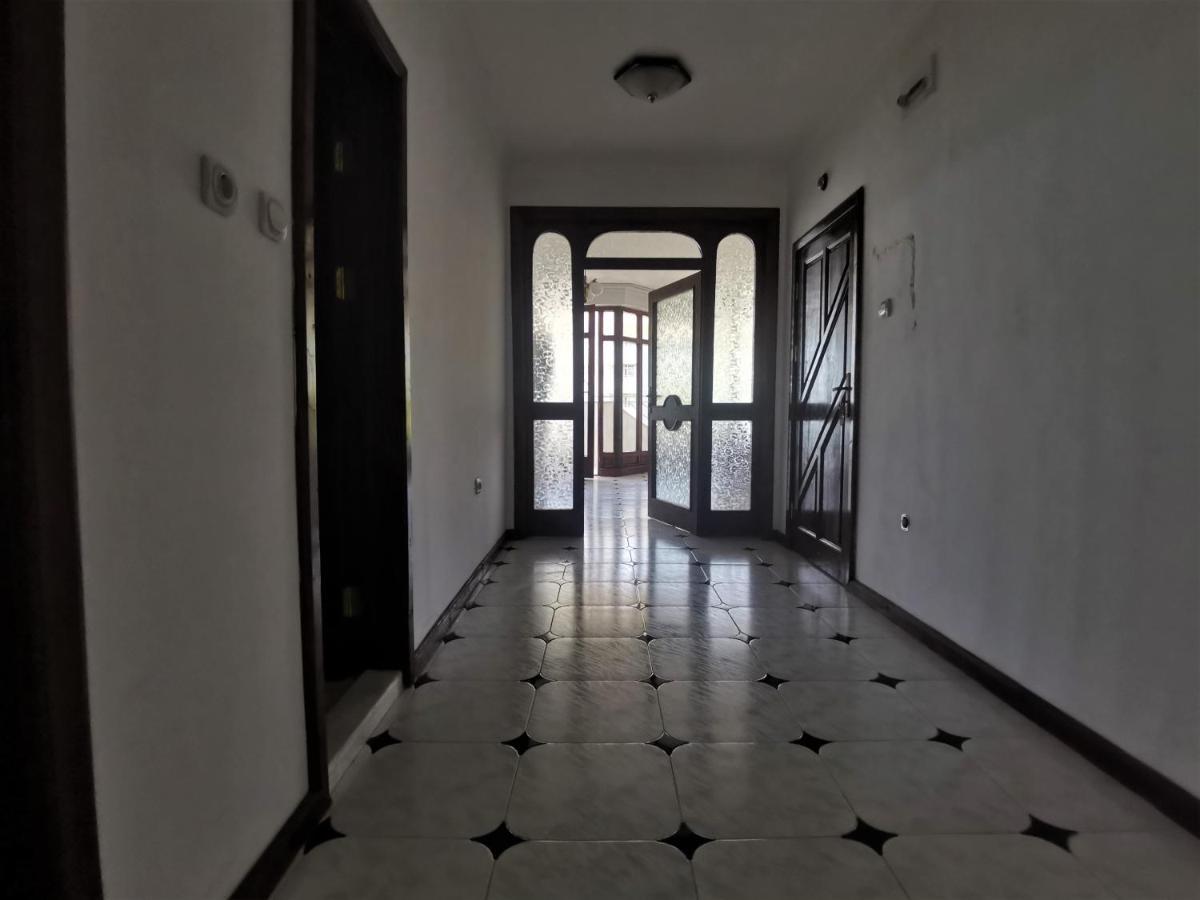 Lazur Seaview Apartment Pomorie Esterno foto